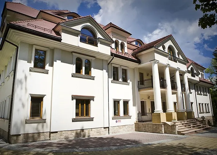 Apart Styl Apartament Radowid z basenem, centrum miasta